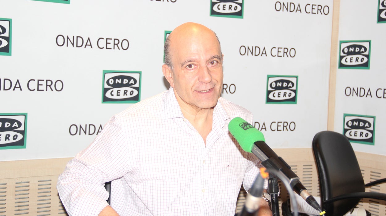 José Antonio Zarzalejos: "La libertad de expresión es muy amplia, pero no ampara el insulto" José Antonio Zarzalejos: "La libertad de expresión es muy amplia, pero no ampara el insulto"