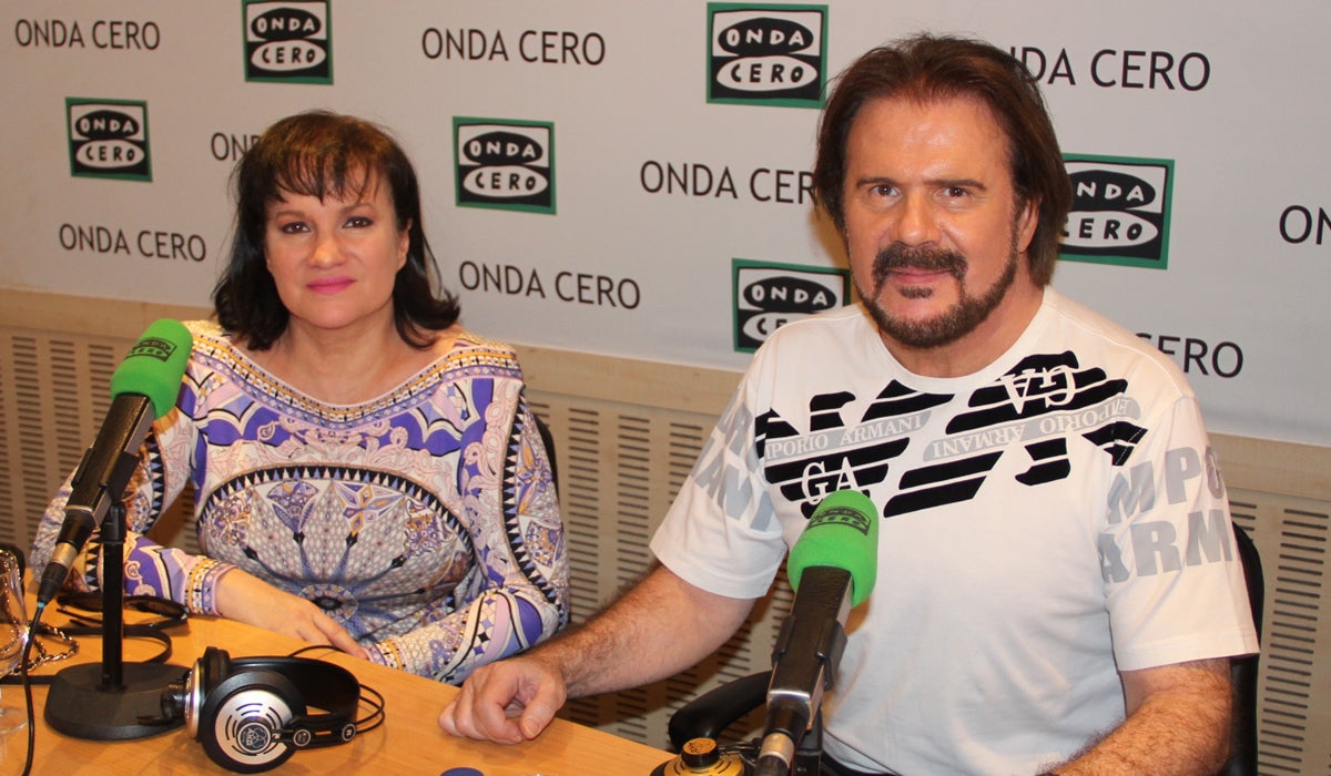 Pimpinela: "El romanticismo se ha prostituido con tanta tecnología" Pimpinela: "El romanticismo se ha prostituido con tanta tecnología"