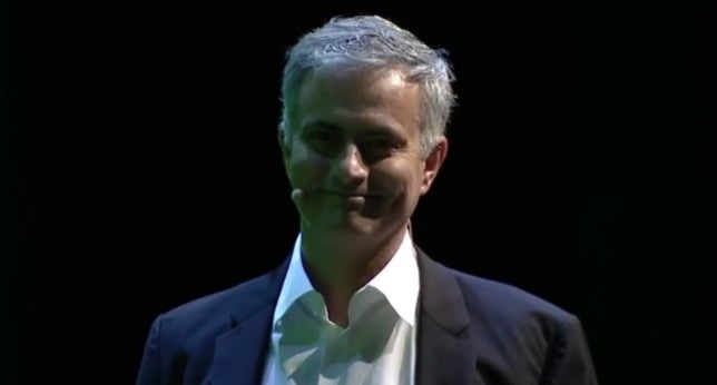 Al Tiqui Toque: ¿Qué le dice Mourinho a Del Bosque sobre Casillas? Al Tiqui Toque: ¿Qué le dice Mourinho a Del Bosque sobre Casillas?