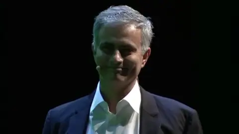 José Mourinho,y su aparición en 'FIFA 17', protagonista del E3 2016 José Mourinho,y su aparición en 'FIFA 17', protagonista del E3 2016