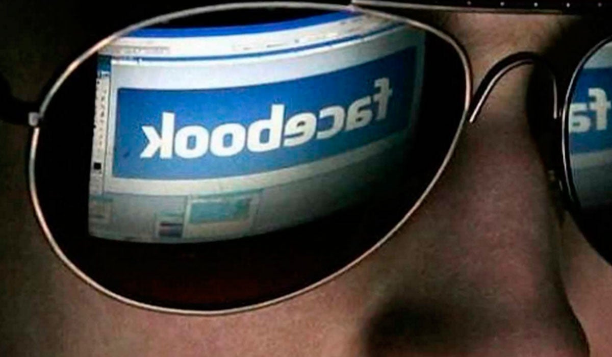 La Era Digital: ¿Usa Facebook el micrófono de tu teléfono para espiarte? La Era Digital: ¿Usa Facebook el micrófono de tu teléfono para espiarte?
