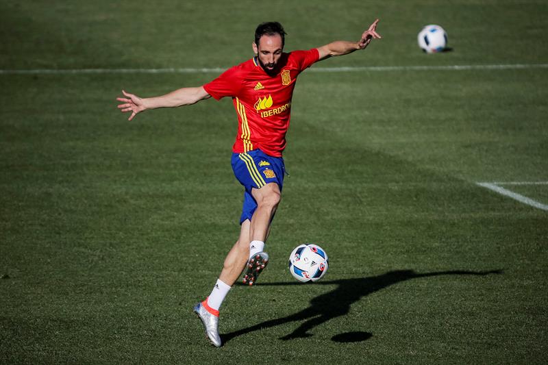 Juanfran: "La clave es que creíamos que íbamos a ganar" Juanfran: "La clave es que creíamos que íbamos a ganar"