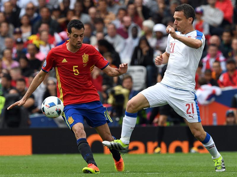 Sergio Busquets: "Iniesta ha hecho otra obra magistral, nos tiene mal acostumbrados" Sergio Busquets: "Iniesta ha hecho otra obra magistral, nos tiene mal acostumbrados"