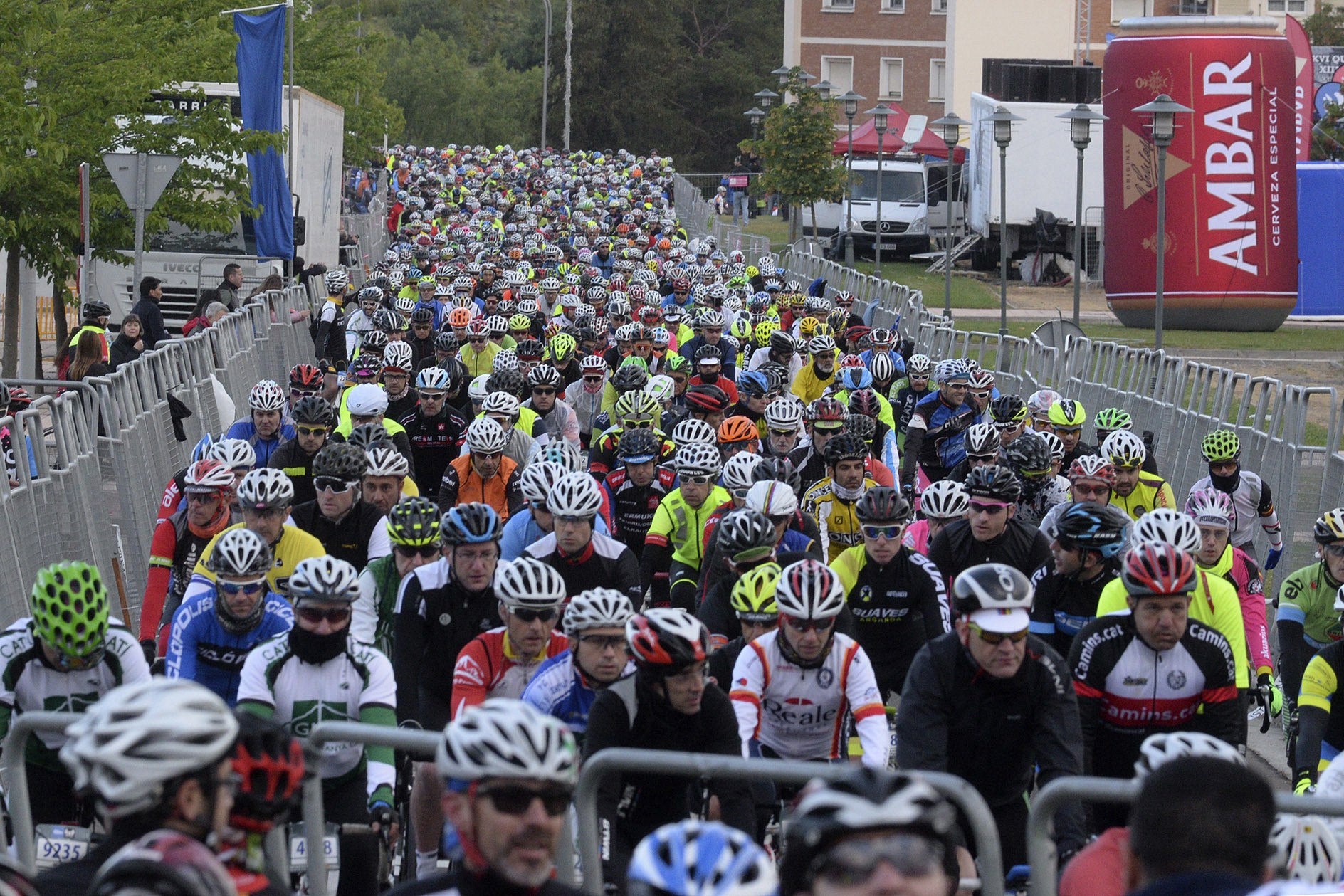 Muere un hombre durante una marcha cicloturista en Huesca Muere un hombre durante una marcha cicloturista en Huesca