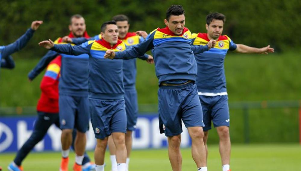 La selección de Rumanía durante un entrenamiento