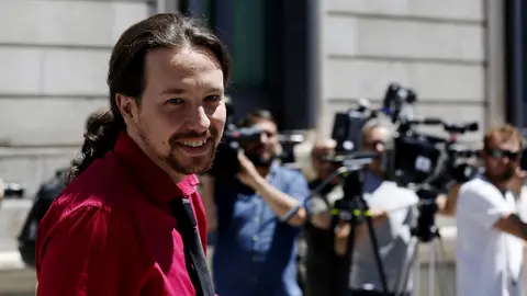 Pablo Iglesias ante los medios Pablo Iglesias ante los medios