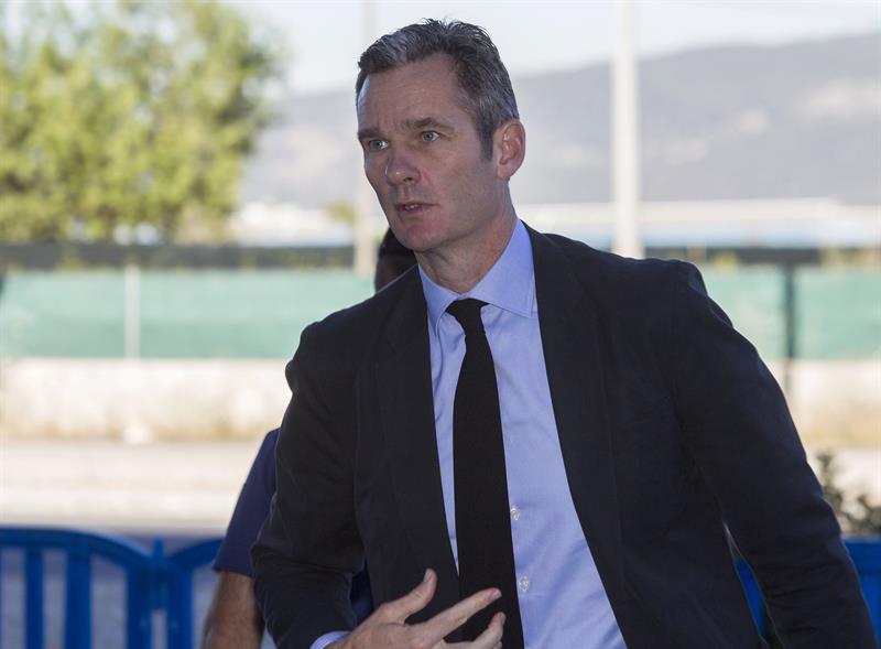 La Fiscalía del Supremo pide endurecer en 8 años y 3 meses la condena a Iñaki Urdangarin La Fiscalía del Supremo pide endurecer en 8 años y 3 meses la condena a Iñaki Urdangarin