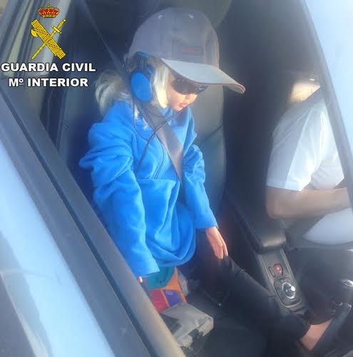 Mesa de redacción: Pillado "in fraganti" con una muñeca por el Bus Vao Mesa de redacción: Pillado "in fraganti" con una muñeca por el Bus Vao