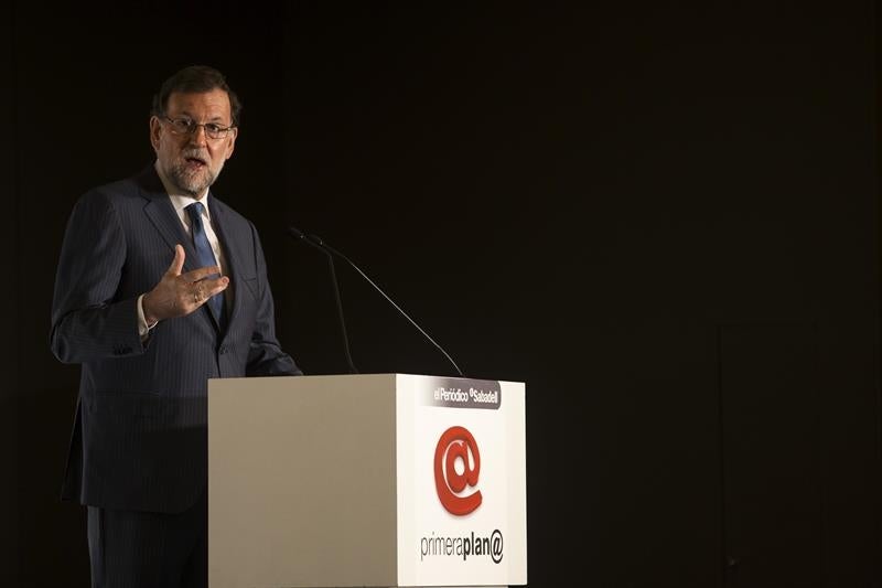 Rajoy cree que si PP y PSOE "van juntos" abordarán mejor el debate catalán Rajoy cree que si PP y PSOE "van juntos" abordarán mejor el debate catalán