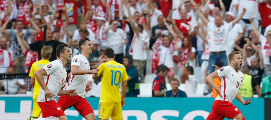 Blaszczykowski celebra su decisivo gol ante Ucrania Blaszczykowski celebra su decisivo gol ante Ucrania