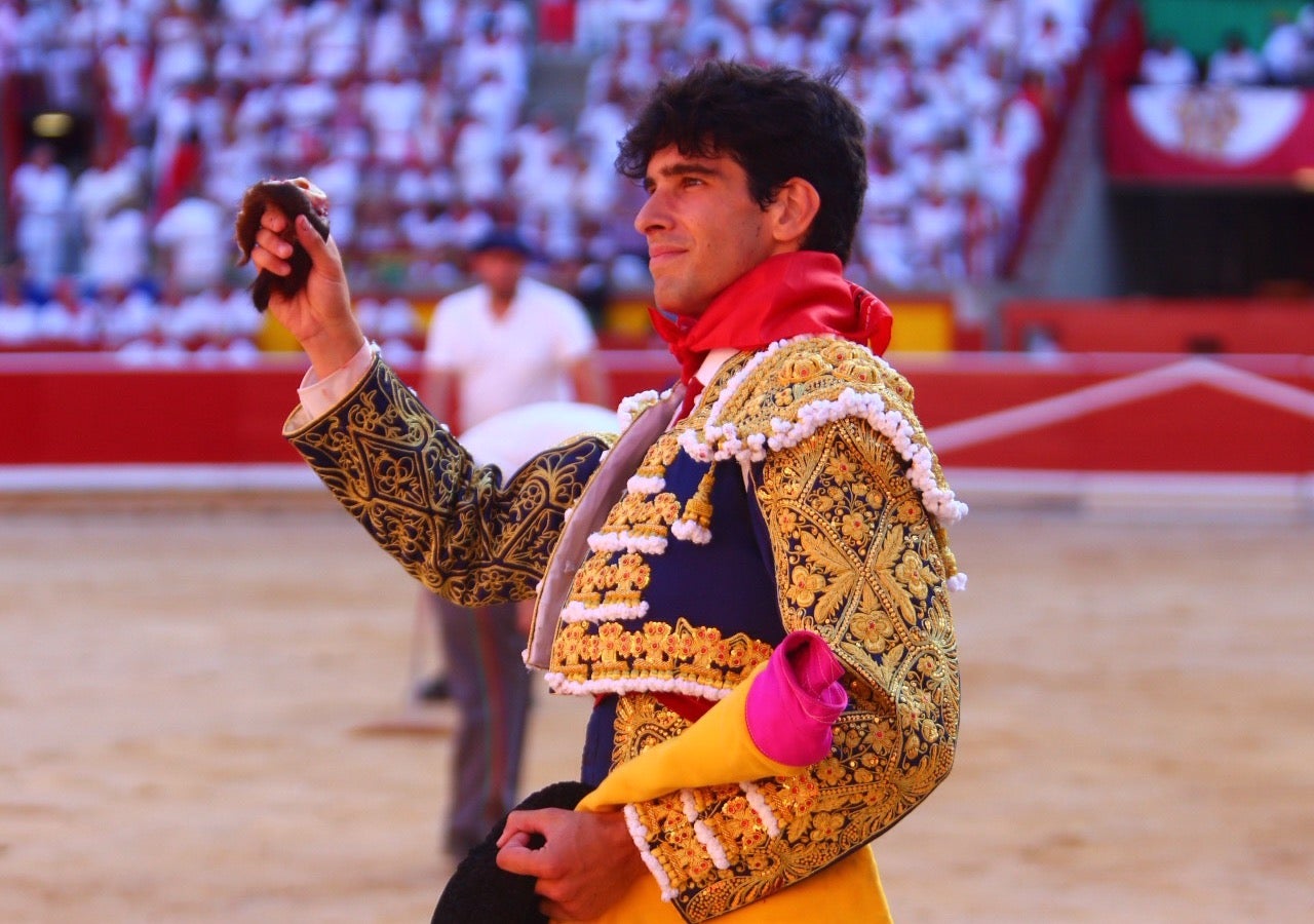 Aquí en la Onda Navarra. Va por ustedes. 21/06/2016 Aquí en la Onda Navarra. Va por ustedes. 21/06/2016