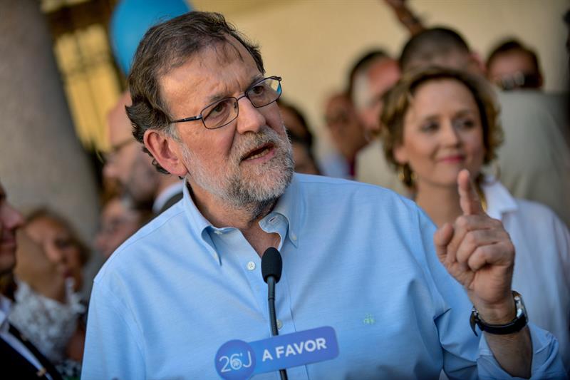 La criba mediática: "Vetar a Rajoy es una falta de respeto a los miles de españoles que le votan", afirma Santiago González La criba mediática: "Vetar a Rajoy es una falta de respeto a los miles de españoles que le votan", afirma Santiago González