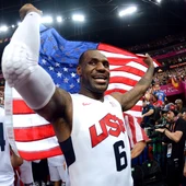 LeBron James, celebrando el oro en los JJOO de Londres LeBron James, celebrando el oro en los JJOO de Londres