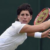 Carla Suárez en un partido de Wimbledon