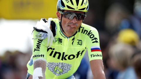 Alberto Contador, tras su ca&iacute;da en la Primera Etapa del Tour de Francia
