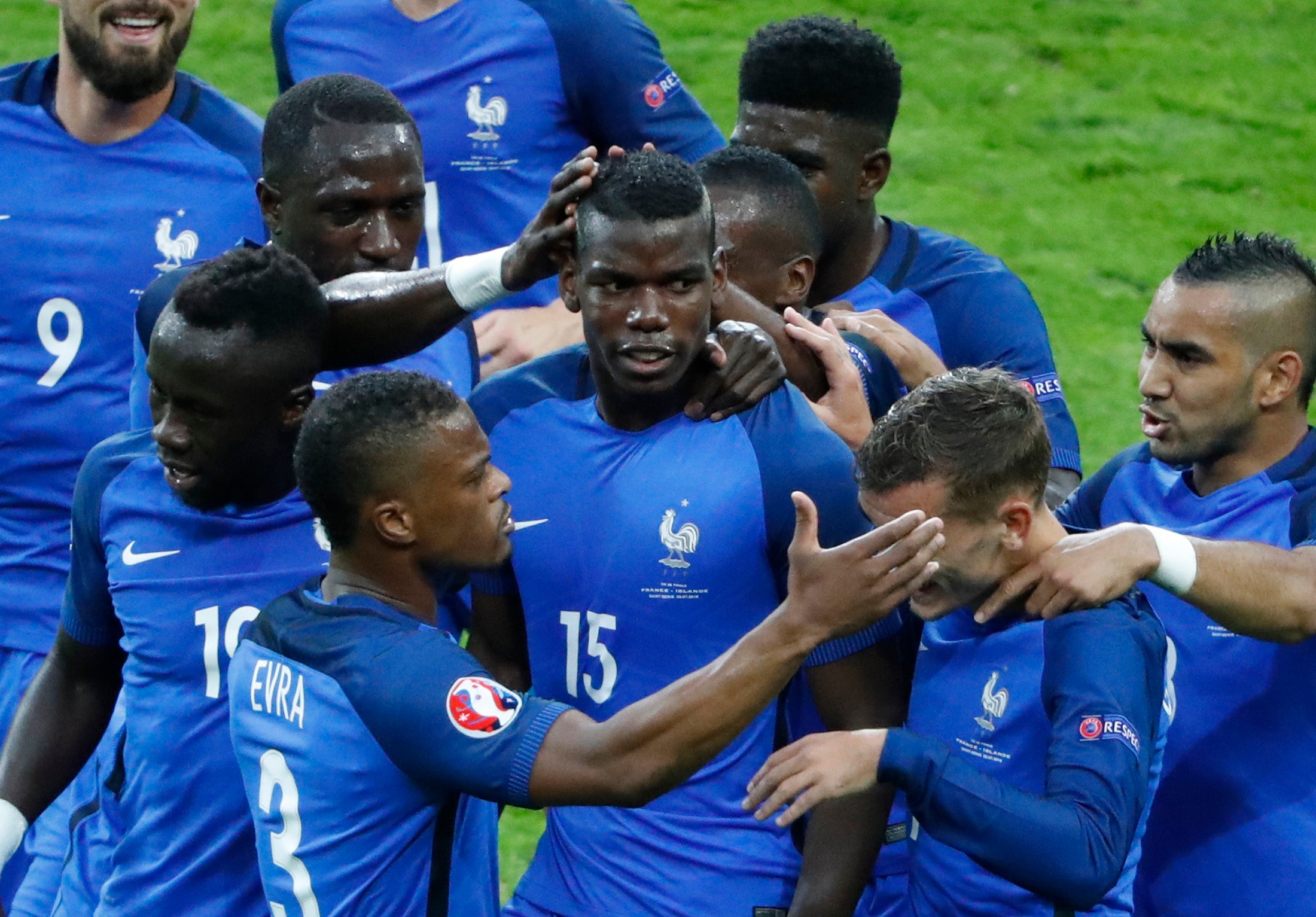 Francia entierra el sueño islandés y jugará la semifinal con Alemania Francia entierra el sueño islandés y jugará la semifinal con Alemania