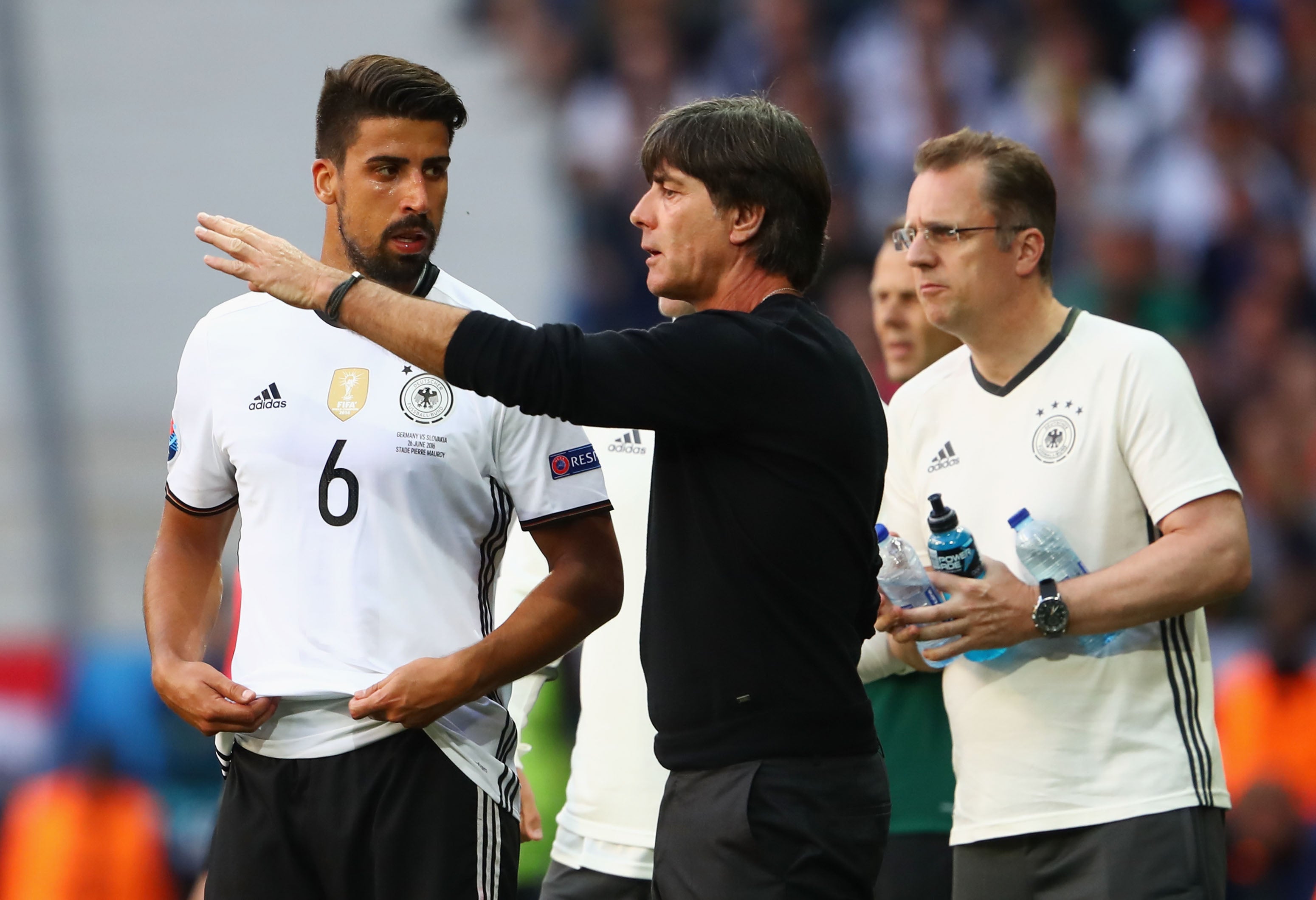 Löw confirma la baja de Khedira ante Francia Löw confirma la baja de Khedira ante Francia