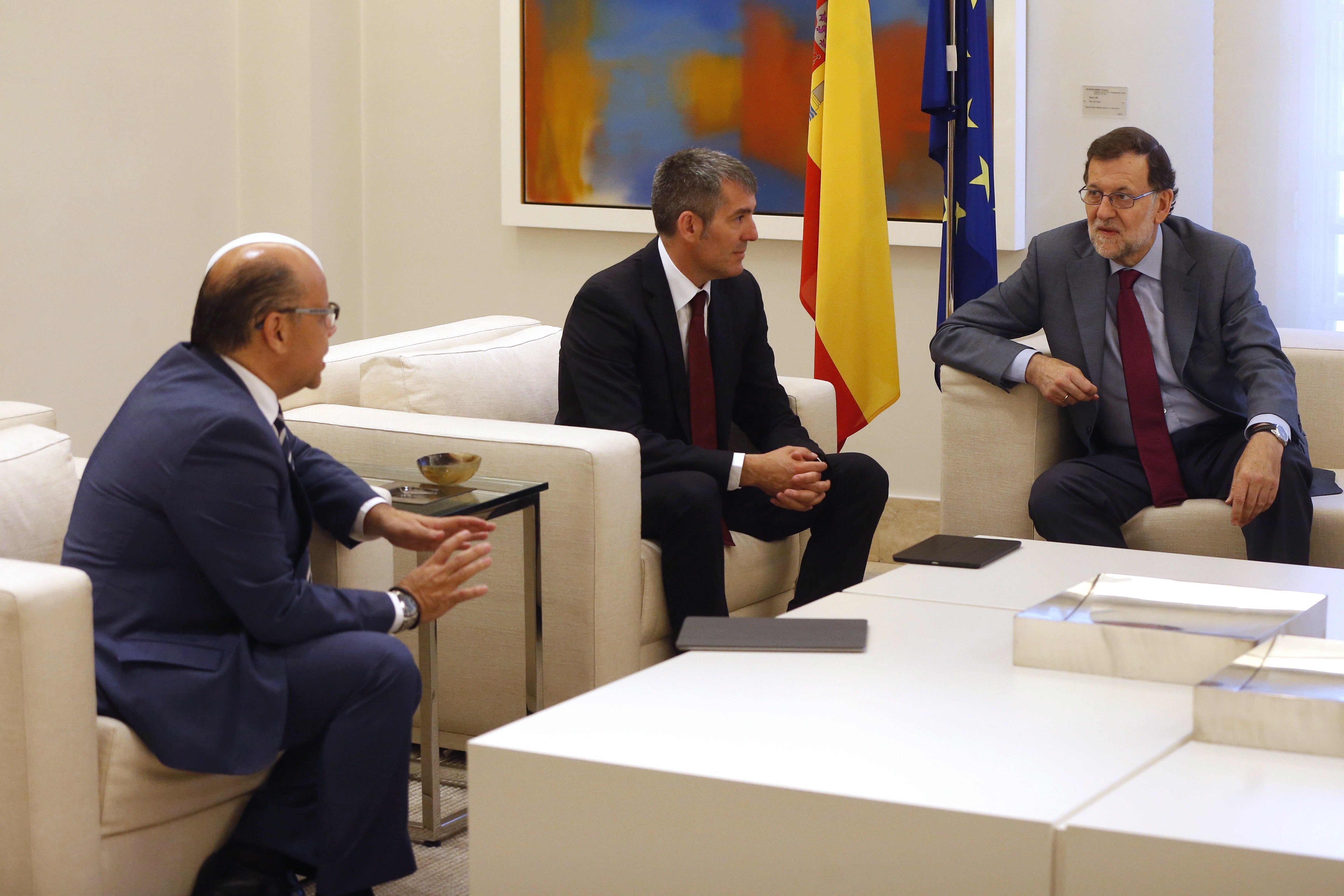 Las preguntas de Amón: ¿Está Rajoy más cerca de la investidura gracias al diputado de Coalición Canaria? Las preguntas de Amón: ¿Está Rajoy más cerca de la investidura gracias al diputado de Coalición Canaria?