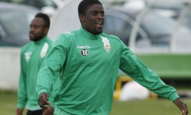 N'Diaye llega al Villarreal para pasar el reconocimiento médico N'Diaye llega al Villarreal para pasar el reconocimiento médico