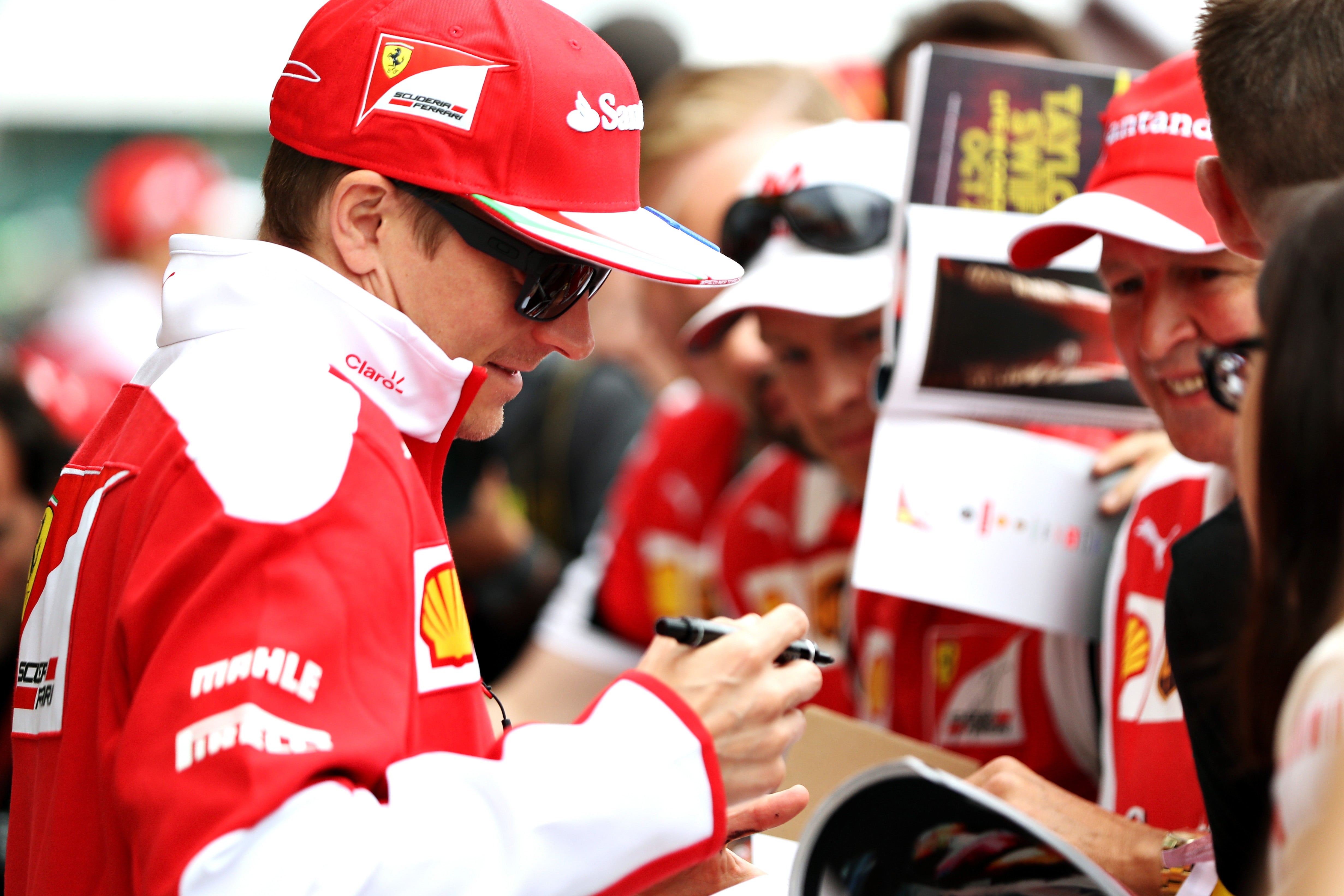 Raikkonen denuncia por extorsión a una mujer que le pedía una indemnización por supuesto acoso Raikkonen denuncia por extorsión a una mujer que le pedía una indemnización por supuesto acoso