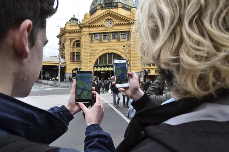 Detenidos dos adolescentes canadienses por cruzar a EE.UU. jugando a Pokémon GO Detenidos dos adolescentes canadienses por cruzar a EE.UU. jugando a Pokémon GO