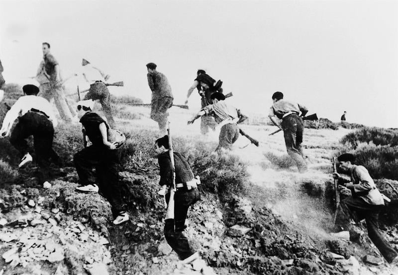 Enrique Moradiellos: "La Guerra Civil vacunó a los españoles con una sangría enorme" Enrique Moradiellos: "La Guerra Civil vacunó a los españoles con una sangría enorme"