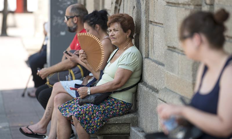 La AEMET vuelve a ampliar la ola de calor: se prolongará hasta, al menos, el jueves 14 de agosto La AEMET vuelve a ampliar la ola de calor: se prolongará hasta, al menos, el jueves 14 de agosto