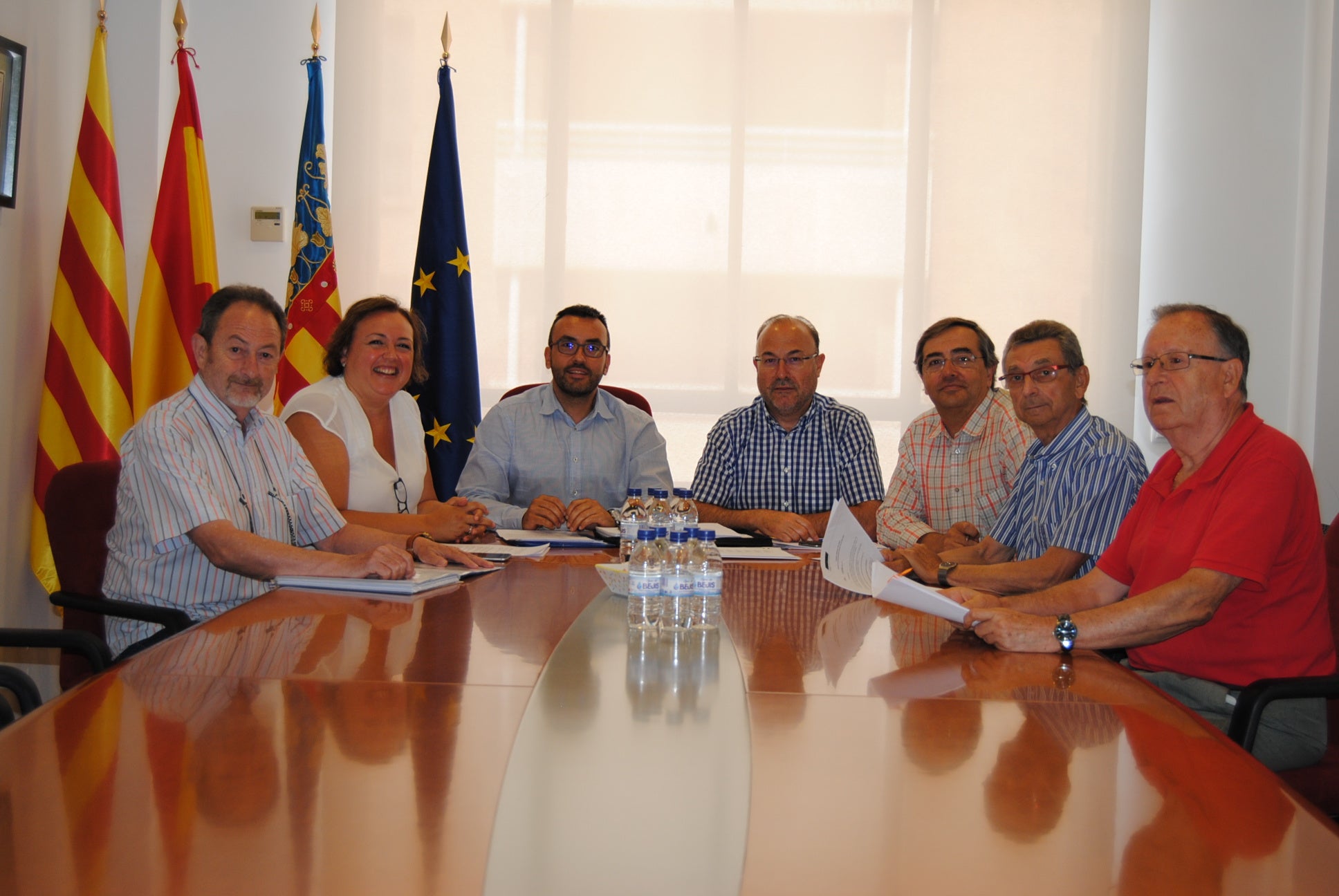 Benlloch fixa amb l'Associació de Transportistes de Vila-real el desbloqueig del pàrquing de camions per a l'any que ve Benlloch fixa amb l'Associació de Transportistes de Vila-real el desbloqueig del pàrquing de camions per a l'any que ve