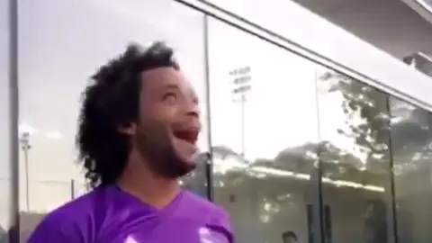 Marcelo celebrando su 'canastón' en Canadá Marcelo celebrando su 'canastón' en Canadá