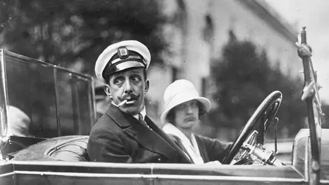 El rey Alfonso XIII El rey Alfonso XIII