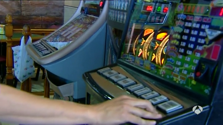 La Asociación Aralar, de ayuda y prevención de la ludopatía, urge a “restringir al máximo" el acceso al juego La Asociación Aralar, de ayuda y prevención de la ludopatía, urge a “restringir al máximo" el acceso al juego