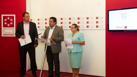 Javier Moliner, presidente de la Diputaci&oacute;n de Castell&oacute;n, y M&ordm; Dolores Guillam&oacute;n, presidenta de la C&aacute;mara de Comercio de Castell&oacute;n, en la rueda de prensa de presentaci&oacute;n de la II edici&oacute;n del Work Forum Castell&oacute;n