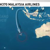 Frame 20.546402 de: El piloto del avión de las líneas aéreas de Malaysia desaparecido en marzo de 2014 pudo estrellar el avión voluntariamente