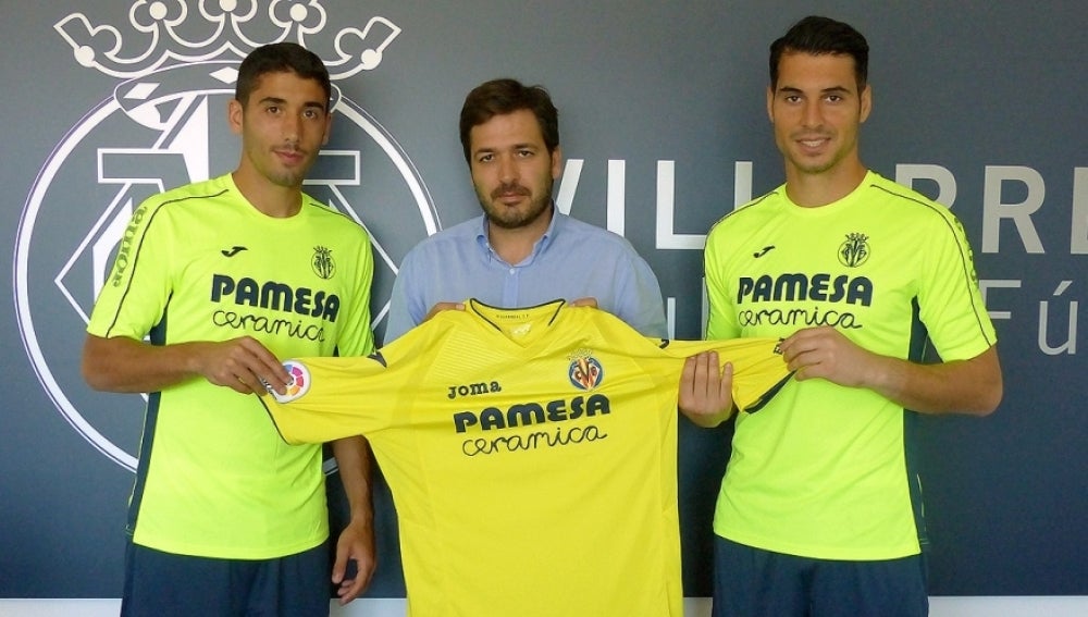 José Ángel y Andrés Fernández, en su presentación como jugadores amarillos. 