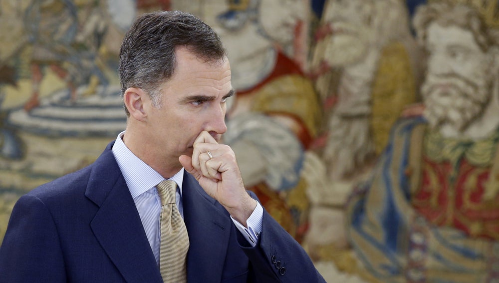 La tertulia: ¿Tomará decisiones el rey después de hablar con los líderes políticos? La tertulia: ¿Tomará decisiones el rey después de hablar con los líderes políticos?