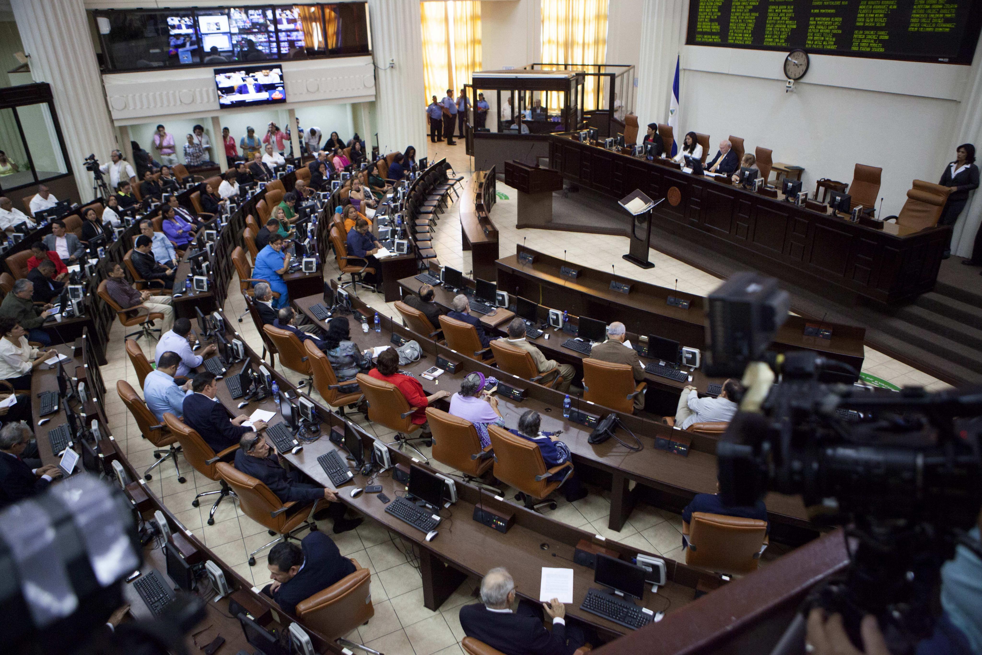 Parlamento de Nicaragua destituye a 28 diputados opositores Parlamento de Nicaragua destituye a 28 diputados opositores