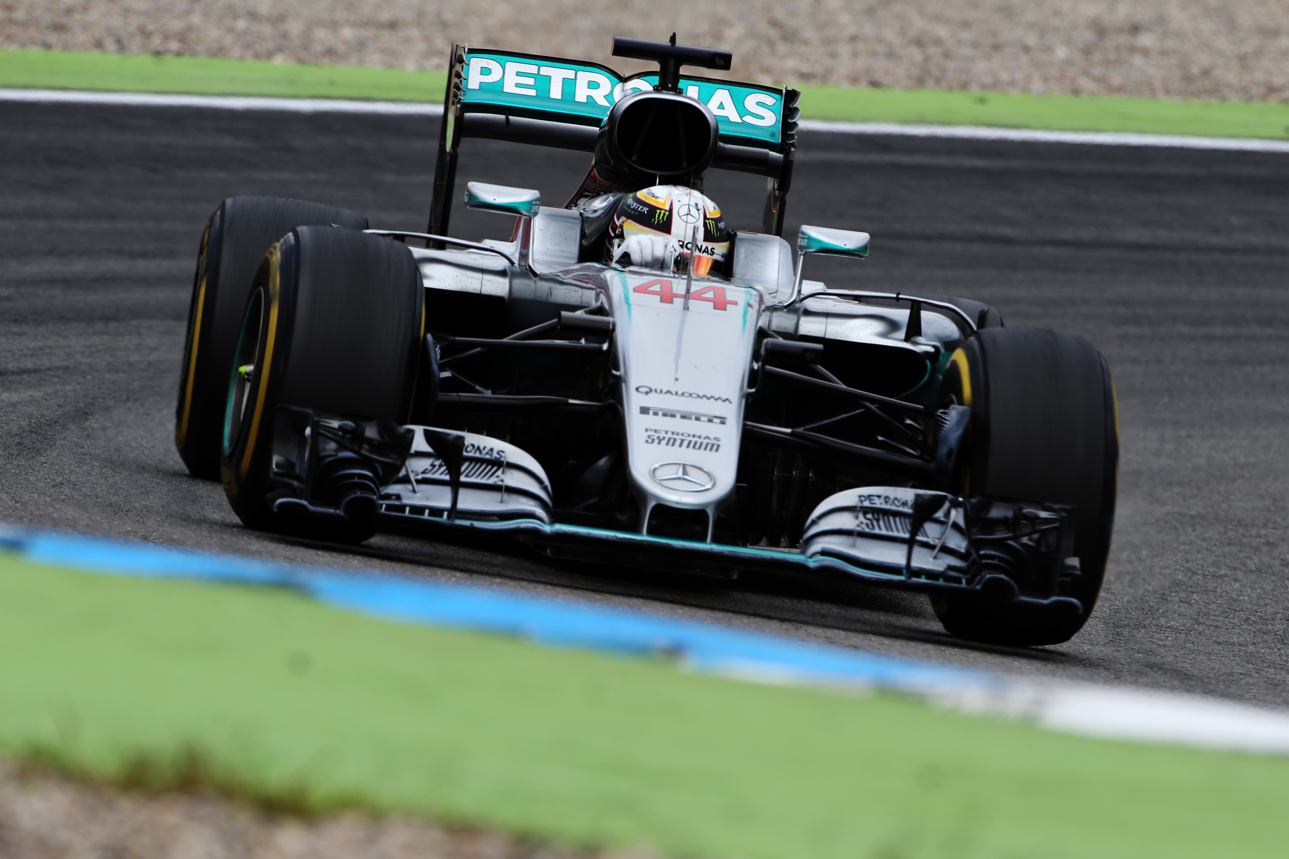 Hamilton más líder tras ganar en Hockenheim Hamilton más líder tras ganar en Hockenheim