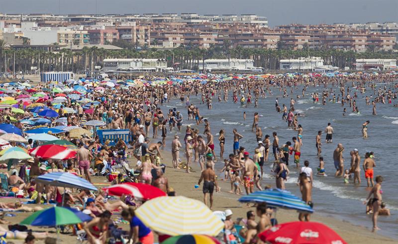 Valencia espera alcanzar una buena ocupación hotelera en Agosto tras un mes de Julio con cifras próximas al 90% Valencia espera alcanzar una buena ocupación hotelera en Agosto tras un mes de Julio con cifras próximas al 90%