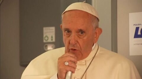 Frame 2.184631 de: El Papa pide que no se identifique la religi&oacute;n musulmana con el terrorismo