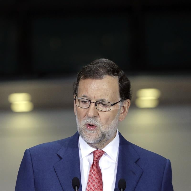 Mariano Rajoy: "Hay que seguir trabajando por el empleo, que es vida y garantía de pensiones" Mariano Rajoy: "Hay que seguir trabajando por el empleo, que es vida y garantía de pensiones"