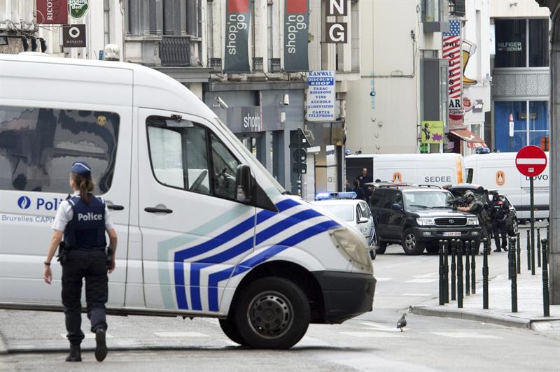 La Policía belga desactiva un explosivo colocado ante una sede turca en Bruselas La Policía belga desactiva un explosivo colocado ante una sede turca en Bruselas