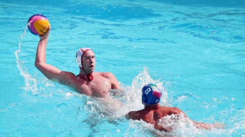 Espa&ntilde;a logra su primera victoria en waterpolo