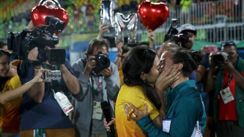 La jugadora de Rugby, Isadora Cerullo con su novia