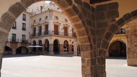 Pla&ccedil;a de la Vila, Vila-real