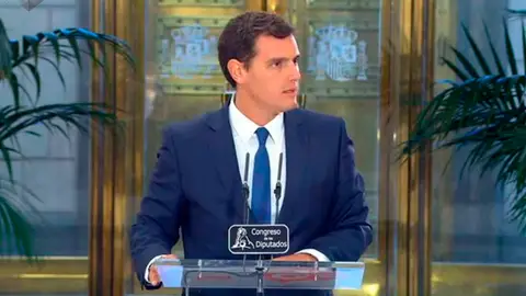 Albert Rivera durante la comparecencia tras su reunión con Rajoy Albert Rivera durante la comparecencia tras su reunión con Rajoy