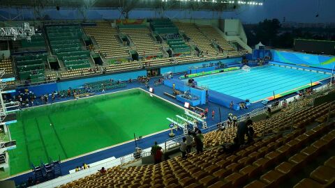 La piscina verde de trampolines en R&iacute;o