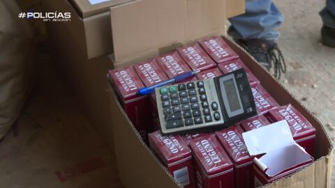 Tabaco y calculadora