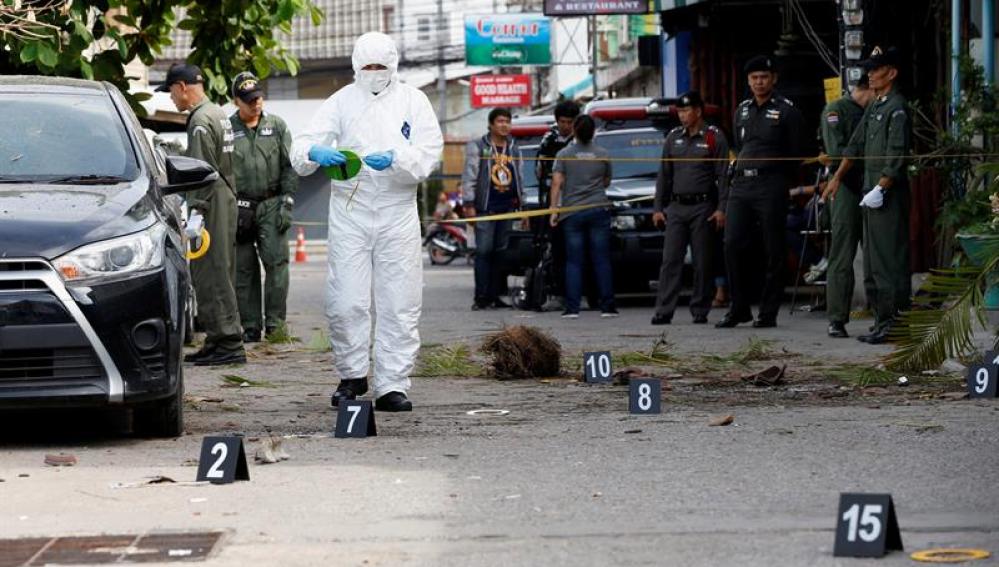 Una cadena de atentados en Tailandia obliga a extremar la precaución Una cadena de atentados en Tailandia obliga a extremar la precaución