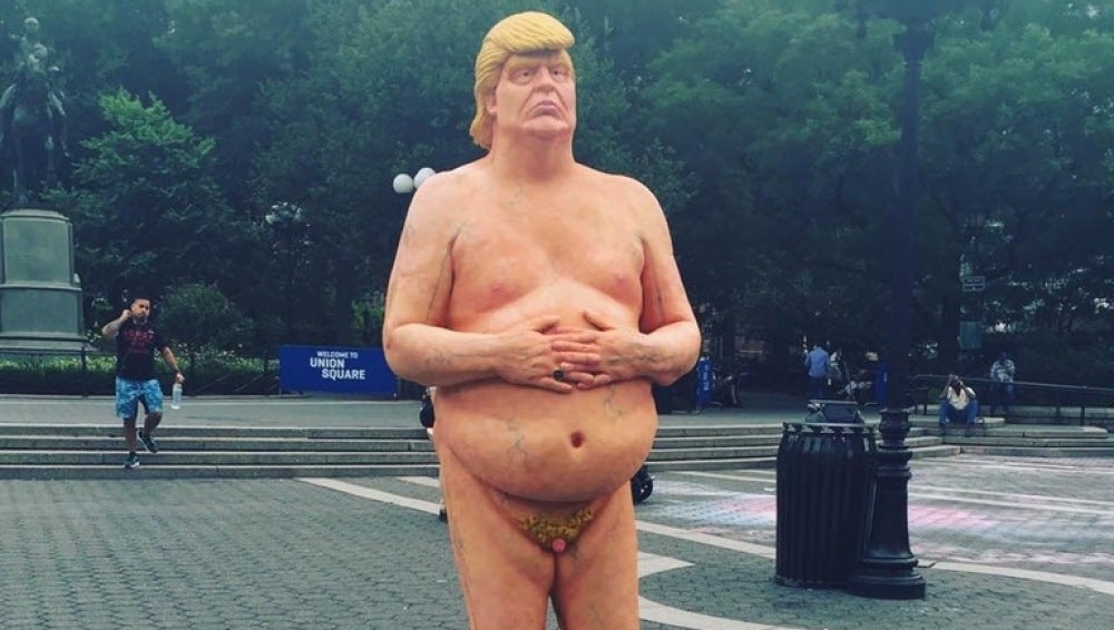 Estatua de Donald Trump en Manhattan