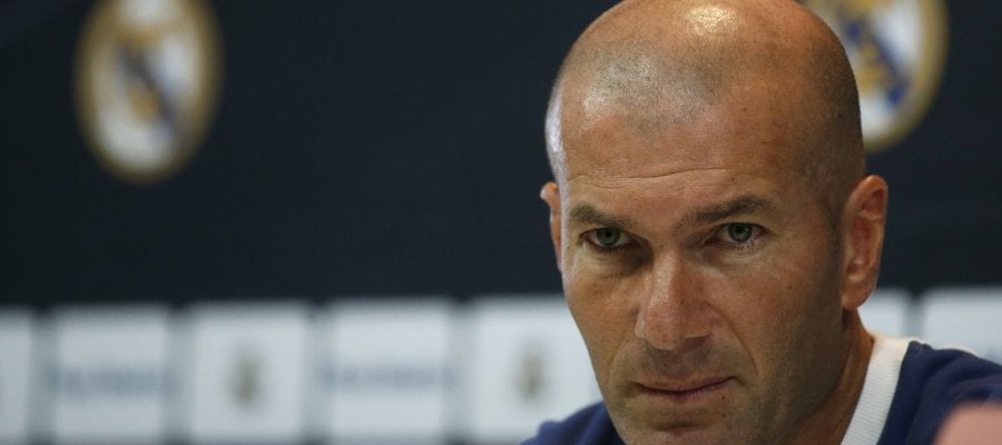 Zinedine Zidane en rueda de prensa Zinedine Zidane en rueda de prensa